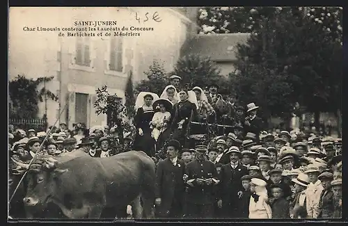 AK Saint-Junien, Char Limousin contenant les Lauréats du Concours de Barbichets et de Ménériers