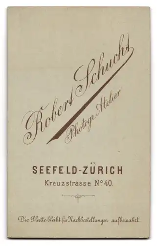 Fotografie Robert Schucht, Zürich-Seefeld, Kreuzstr. 40, Junge Dame mit Kragenbrosche