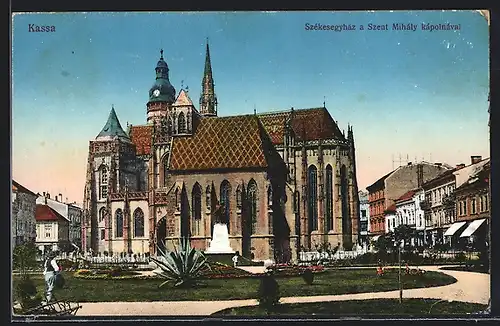 AK Kassa, Szekesegyhaz a Szent Mihaly kapolnaval