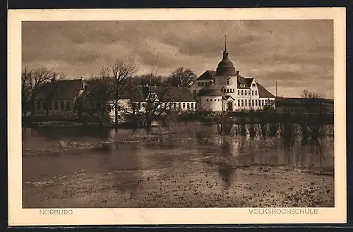 AK Norburg, Volkshochschule im Herbst