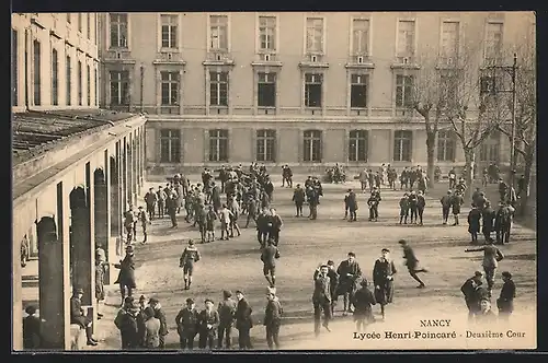 AK Nancy, Lycée Henri-Poincaré, Deuxième Cour