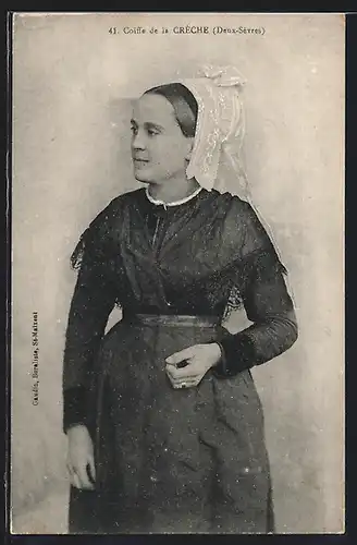 AK La Crèche /Aquitaine, Coiffe de la Crèche