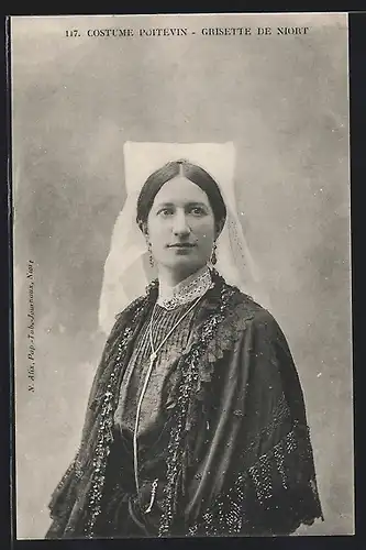 AK Niort / Aquitaine, Costume Poitevin, Grisette