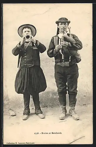 AK Biniou et Bombarde, Flöte- und Dudelsackspieler