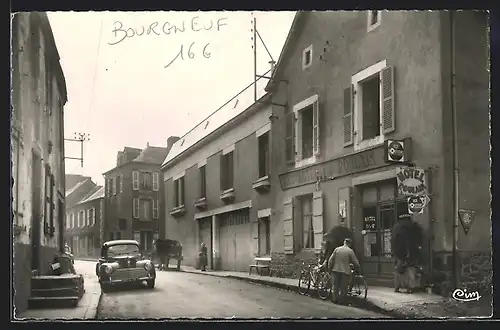AK Le Bourgneuf-la-Forêt, Rue Principale & Hôtel Poulain
