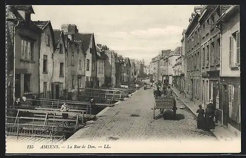 AK Amiens, La Rue du Don mit Kutsche