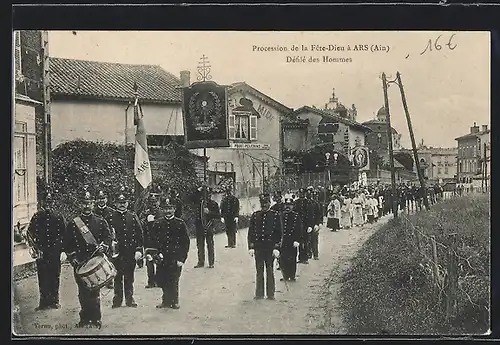 AK Ars, Procession de la Fete-Dieu, Défilé des Hommes