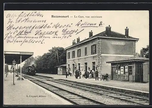 AK Bazancourt, La Gare, Vue intérieure, Bahnhof