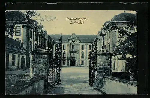 AK Schillingsfürst, Blick in den Schlosshof