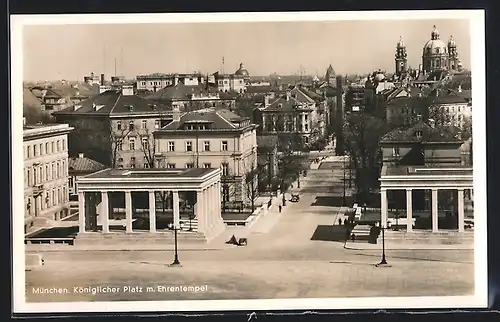 AK München, Königlicher Platz mit Ehrentempel