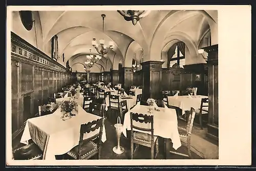 AK Nürnberg, Gasthaus städtischer Rathauskeller mit gedeckten Tischen