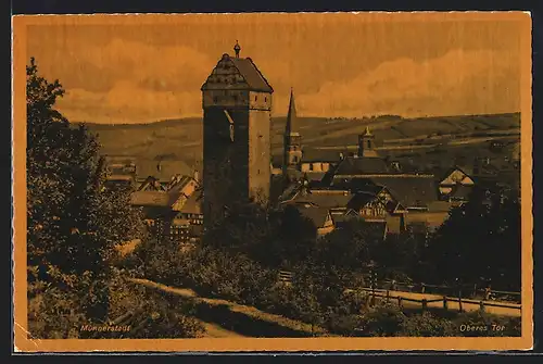 AK Münnerstadt / Bay., Oberes Tor, Kirchturm und Häuser mit Umgebung