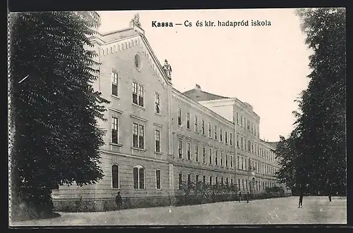 AK Kassa, Cs és klr. hadapród iskola