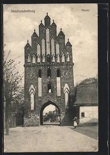 AK Neubrandenburg, Neutor