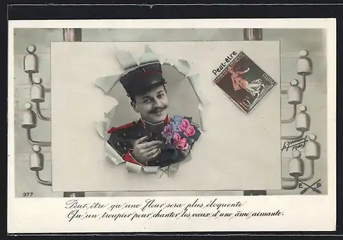 Künstler-AK Postbote mit Schnurbart und Rosen schaut aus einem Brief heraus