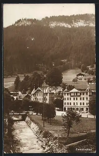 AK Zweisimmen, Ortspartie mit Hotel Simmenthal