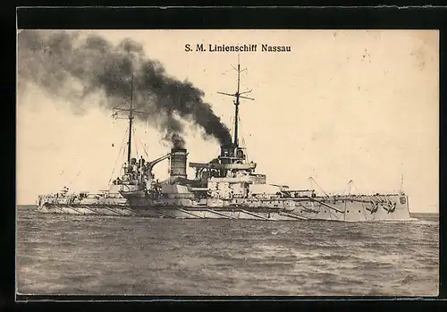 AK S.M. Linienschiff Nassau, das Kriegsschiff in voller Fahrt