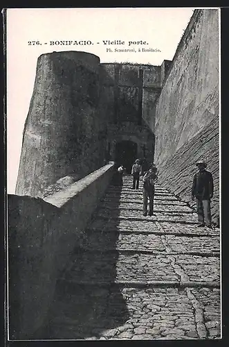 AK Bonifacio, vieille porte