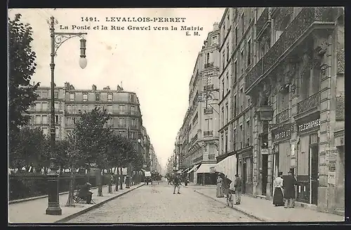AK Levallois-Perret, La Poste et la Rue Gravel vers la Mairie