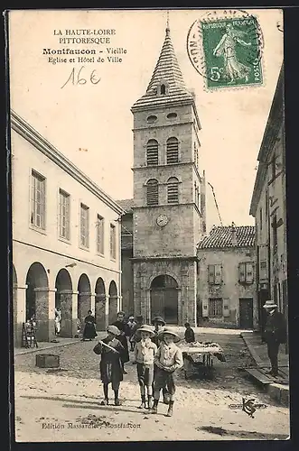 AK Montfaucon, Vieille Eglise et Hotel de Ville