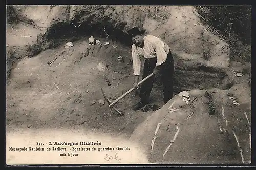 AK Sarliève /Auvergne, L`Auvergne Illustrée, Nécropole Gauloise de Sarliève, Squelettes de guerriers Gaulois mis à jour