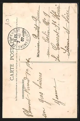 AK Genre Auvergnate du Crécigny