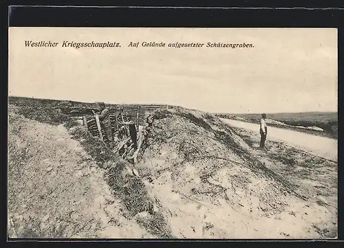 AK Westlicher Kriegsschauplatz, Auf Gelände aufgesetzter Schützengraben