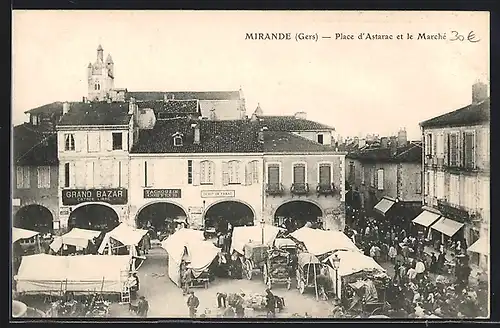 AK Mirande, Place d`Astarac et le Marché, Marktleben