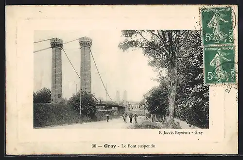 AK Gray, Le Pont suspendu