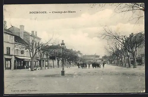 AK Bourgoin, Champ-de-Mars