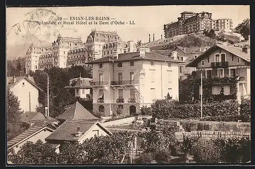 AK Evian-les-Bains, Splendide et Royal Hotel et la Dent d`Oche