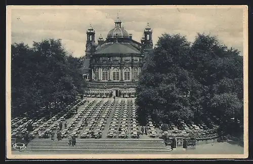 AK Dresden, Internationale Hygiene-Ausstellung 1930, Hauptrestaurant mit Konzertgarten