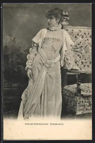AK Schauspielerin Sarah Bernhardt im Theaterstück Hernani