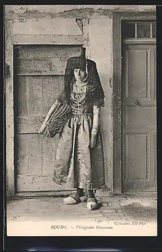 AK Bourg, Villageoise Bressanne, Auvergne