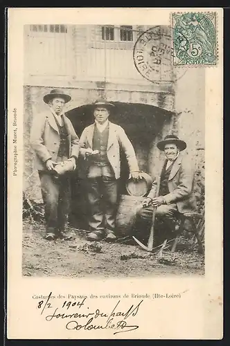 AK Costumes des Paysans des Environs de Brioude, Auvergne