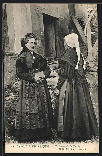 AK Costumes de la Savoie, Hauteluce, deux femmes, Auvergne