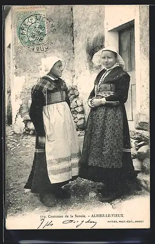 AK Costumes de la Savoie, Albiez-le-Vieux, Auvergne