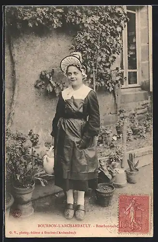 AK Bourbon-L`Archambault, Bourbonnaise mit Pflanzen