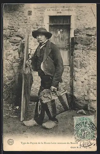AK Type du Paysan de la Haute-Loire revenant du Marché, Auvergne