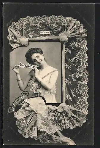 AK Point d'Alencon, schönes Fräulein im Portrait, geklöppeltes Deckchen