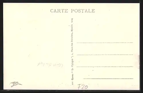 AK Ajaccio, Personnes sur la Place des Palmiers