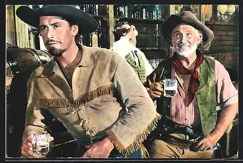 AK Filmszene aus Das war Buffalo Bill, Schauspieler Gordon Scott im Cowboy-Kostüm