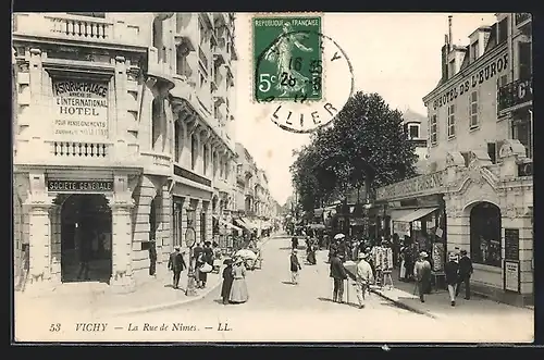 AK Vichy, La Rue de Mines, Strassenpartie