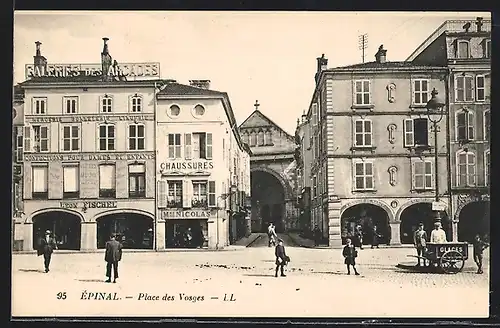 AK Épinal, Place des Vosges