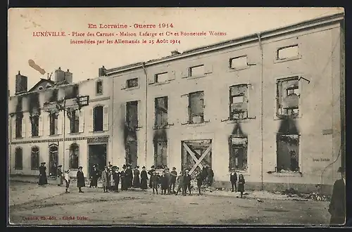 AK Lunéville, Place des Carmes, Maison Lafarge et Cie et Bonneterie Worms