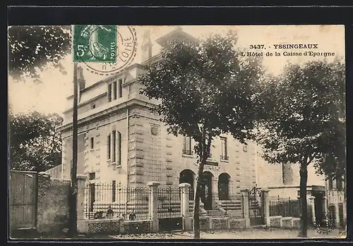 AK Yssingeaux, L`Hotel de la Caisse d`Epargne