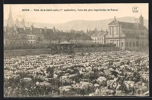 AK Autun, Foire de la Saint-Ladre, lùne des plus importantes de France