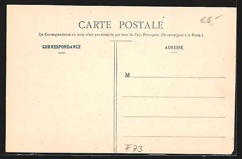 AK Chambéry, La Rue des Portiques