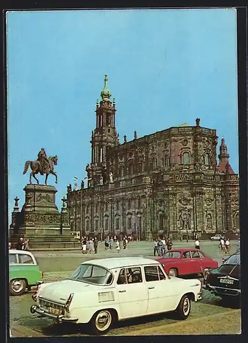 AK Dresden, Kathedrale mit Denkmal und Auto Skoda MB1000