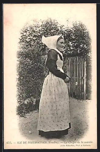 AK Ile de Noirmoutier, Le Coiffe de la mariée